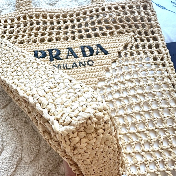Prada crochet tote bag - Picture 6 of 11